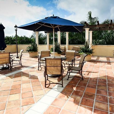 Pelicanstay In Coral Gables Miami Екстериор снимка