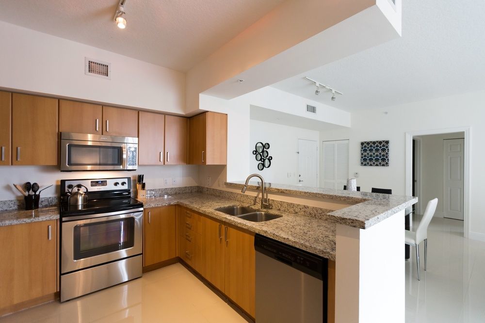 Pelicanstay In Coral Gables Miami Екстериор снимка
