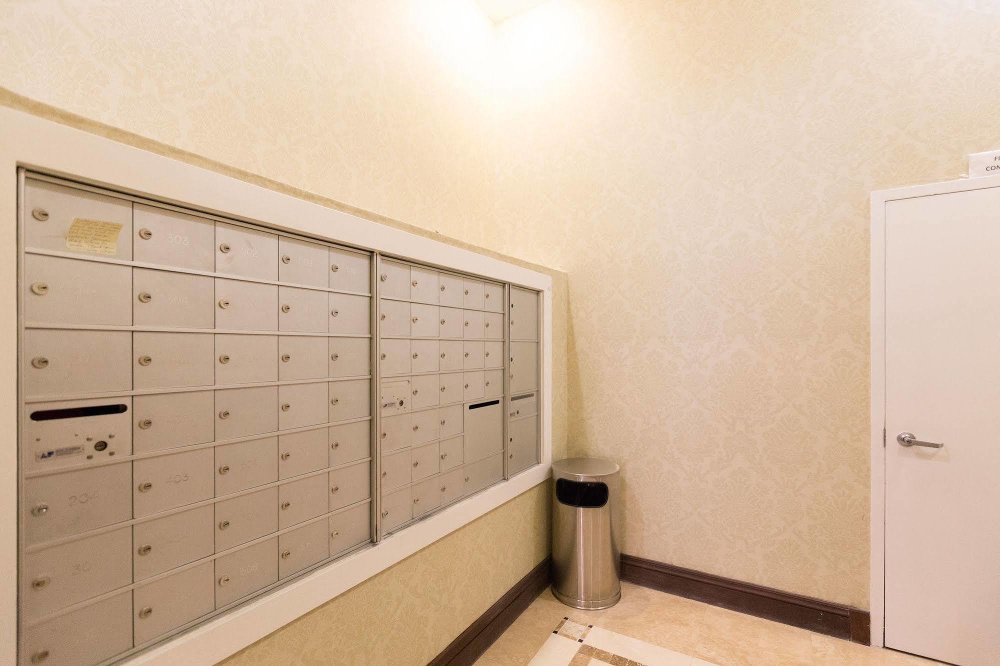 Pelicanstay In Coral Gables Miami Екстериор снимка