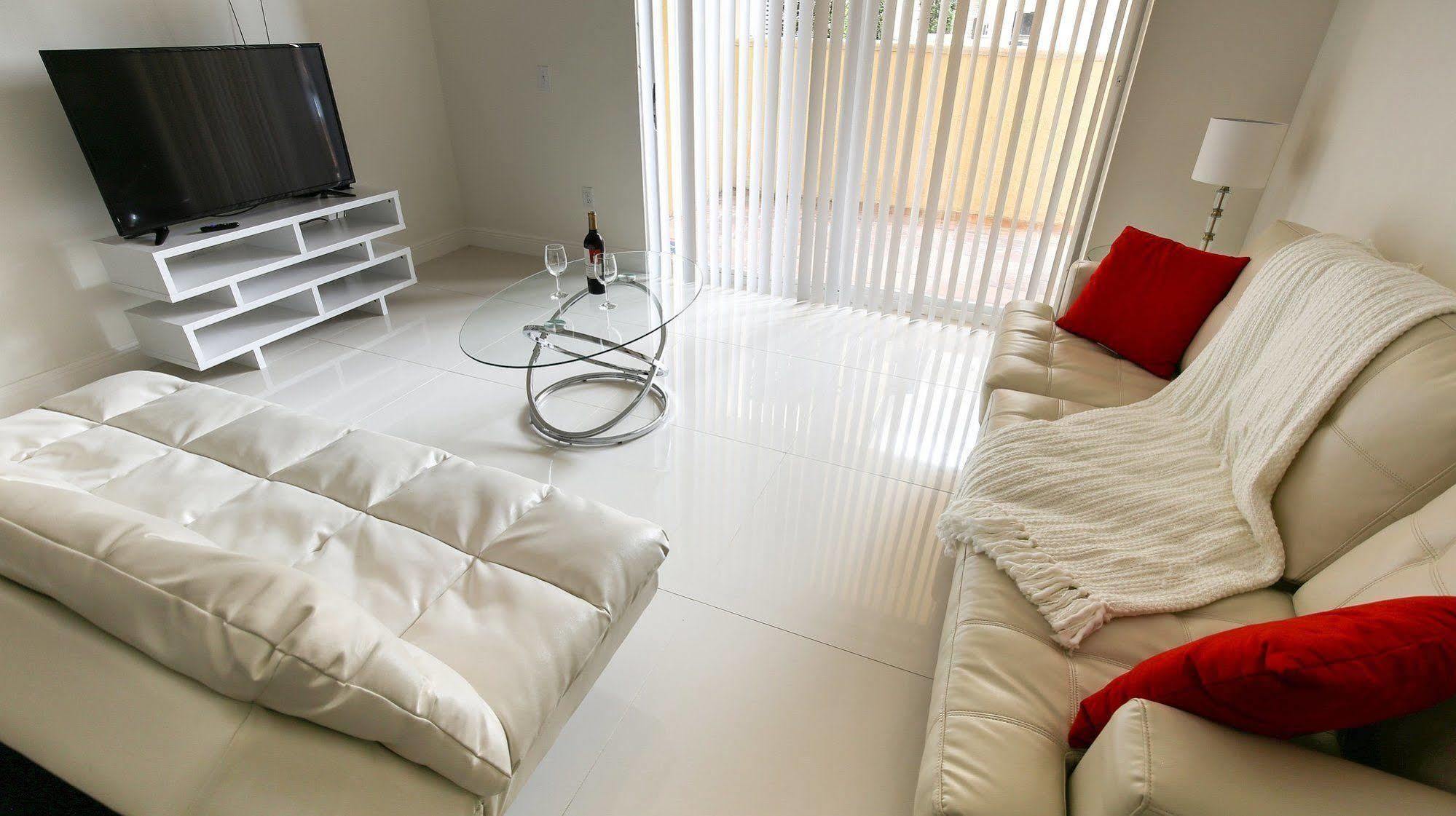 Pelicanstay In Coral Gables Miami Екстериор снимка