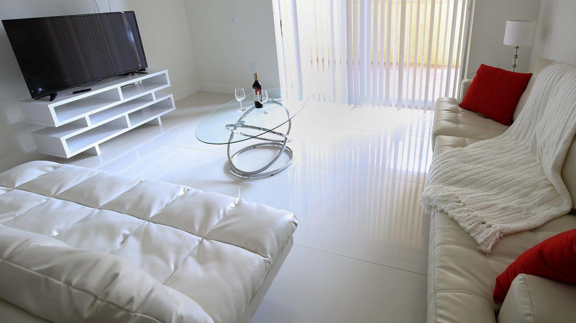 Pelicanstay In Coral Gables Miami Екстериор снимка