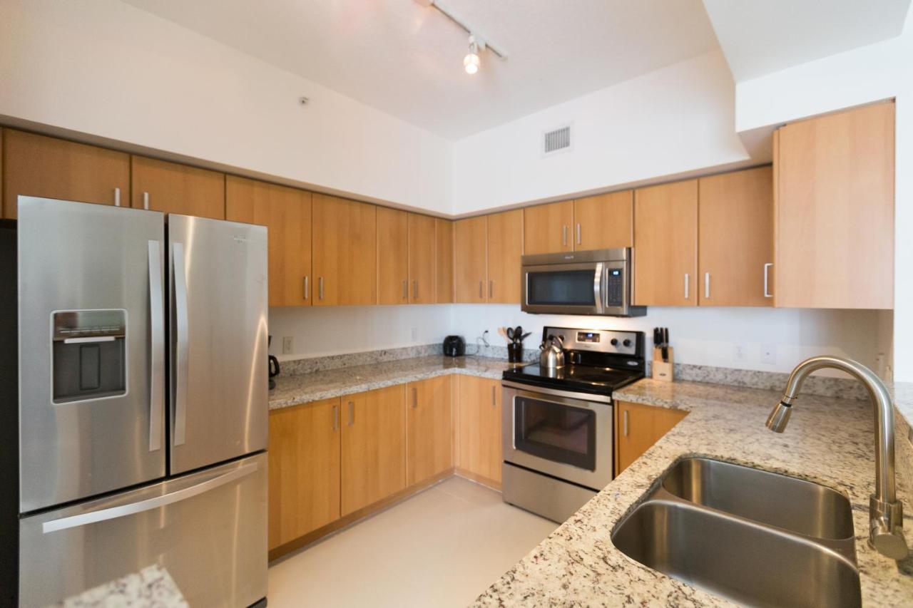 Pelicanstay In Coral Gables Miami Екстериор снимка